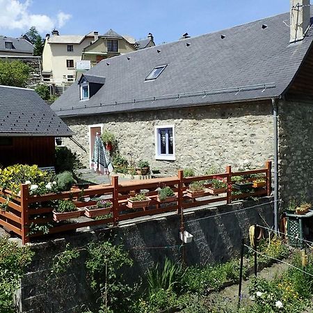 Gîte Soum de l'Ase Grust Exterior foto