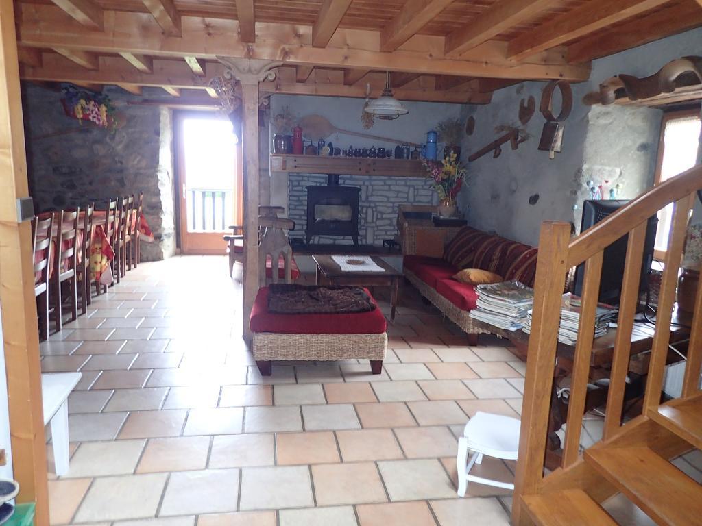 Gîte Soum de l'Ase Grust Exterior foto
